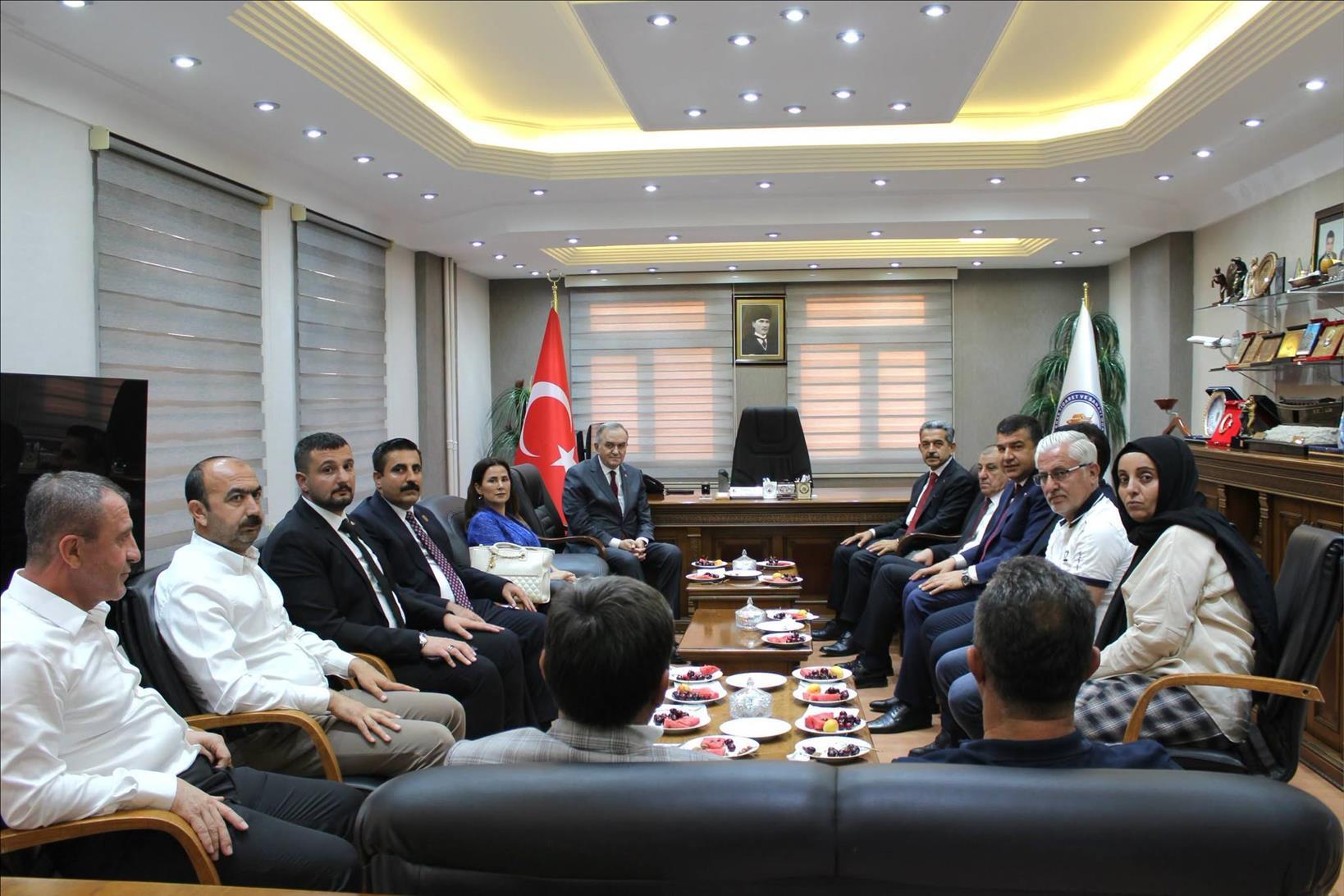 mhpmilliyetci-hareket-partisi-grup-baskanvekili-snerkan-akcayin-odamizi-ziyareti
